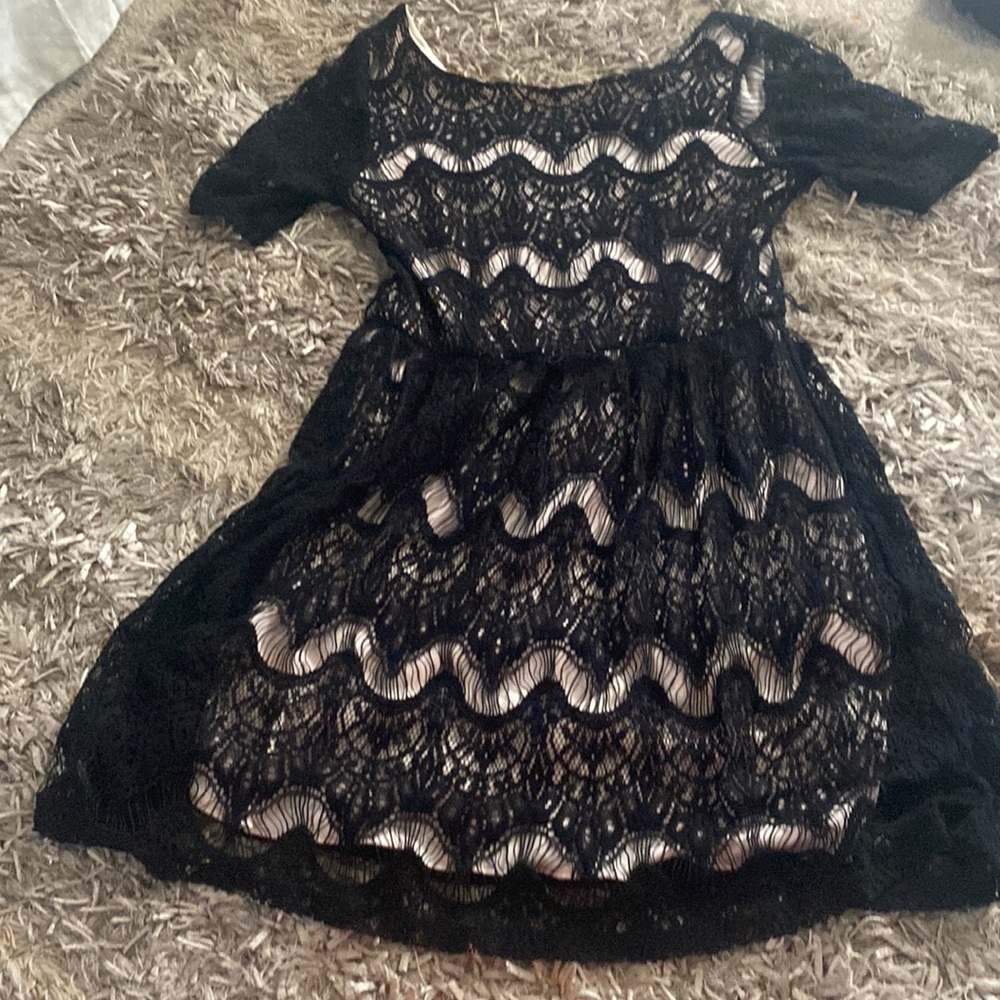 Girls rewind dress medium
